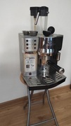 Kolbowy ekspres ciśnieniowy DeLonghi EC 850.M 1450W