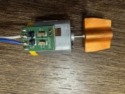 Generator wibracji silniczek do kierownicy wer. sport do BMW G30, 31,32 GT 