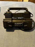 Przenośny kompresor powietrza z latarką