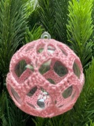 Bombka szydełkowa - rękodzieło - kolor różowy