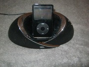 JBL On Beat z oryginalnym zasilaczem