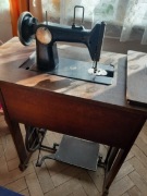 Antyk maszyna do szycia Naumann, przedwojenna.