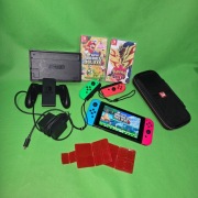 Zestaw Nintendo Switch + 4x Joy-Con + 2 Gry (Mario, Pokemon) + Etui