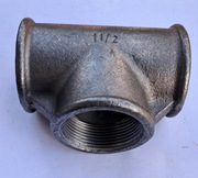 Trójnik żeliwny czarny 1.5 ' Zawiercie 