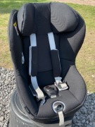 Fotelik GB Vaya 2 i-size obrotowy z bazą na isofix 0-18