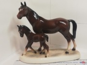 PIĘKNA FIGURKA ,,KONIE" HERTWIG KATZHUTTE 