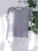 Szary t-shirt z dłuższym tyłem C&A