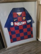 Koszulka Barcelony w antyramie