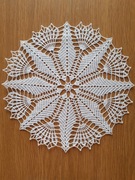 SERWETKA WYKONANA  NA SZYDEŁKU śr 28 cm (7) 