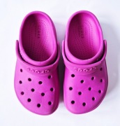 Różowe klapki Crocs C11 28/29