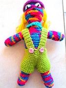 Lalka pajac przytulanka na szydełku