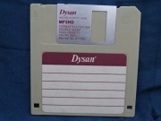 Dyskietka 3,5" 2HD 1,44 MB DYSAN używana kolor szary 1 szt.