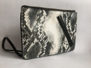 Gap torebka kopertówka cross body skóra Banana
