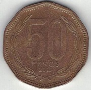 Chile 50 pesos 2010 25 mm 1 z kreską data wysoko/2