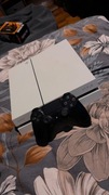 Konsola Ps4 2tb plus pad
