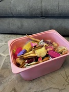 Duży zestaw lalek i akcesorii do Barbie
