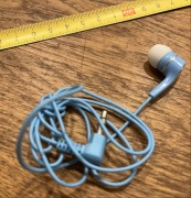 Słuchawka do telefonu komórkowego podróżna autobus pociąg