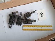 Lokomotywy  wagony  koła wózki z osiami   5 szt.-  skala HO.