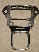 Ramka radia i galki skrzyni biegow mondeo mk4 przedlift