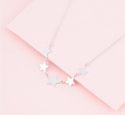 Srebrny naszyjnik z gwiazdkami