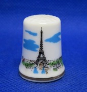 Naparstek Kolekcjonerski Porcelanowy - Paryż  Wieża Eiffla