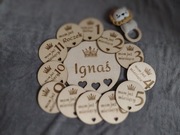 Drewniane tabliczki do pamiątkowych zdjęć dziecka 