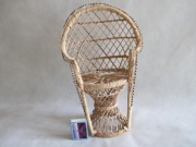 VINTAGE MINIATUROWY  FOTEL  RATTANOWY TYPU "PAW"DLA LALEK