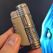 Zapalniczka  metalowa 