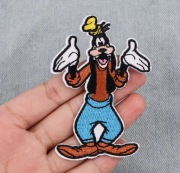 Naprasowanka Disney goffy bajka na ubranie dziurę dla dziecka 