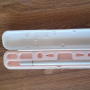 nowy uniwersalny rysik do ekranów dotykowych w etui 