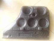 Podnóżek pasażera Opel Crossland X nr GM 13476358