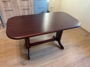 Ława z regulowaną wysokością – solidna i funkcjonalna