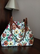 Piękna torebka Gabor z motywem kwiatów i motyli