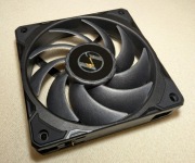 Lian Li UNI FAN P28 PWM 120mm czarny