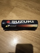 Piankowa osłona poprzeczki kierownicy Suzuki