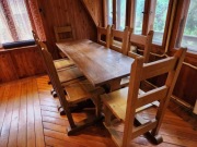 Solidny, dębowy, stół góralski z krzesłami. Komple