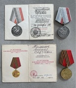 Medale ZSRR Weteran Pracy i 50 lat zwycięstwa z legitymacjami jedna osoba