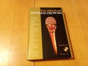 PIOTR KACZKOWSKI - PRZY MIKROFONIE KSIĄŻKA 