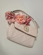 Torebka/nerka Guess pudrowy róż 