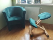 wygodny fotel kubełkowy i klękosiad
