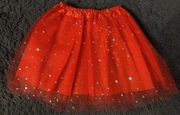 Czerwona tiulowa spódniczka z gwiazdkami
