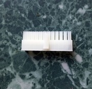 Wtyczka typu Mini-Fit 24-PIN