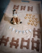 Konik zestaw z masy cukrowej na tort 