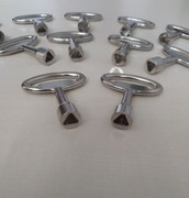 Klucz trójkątny nowy