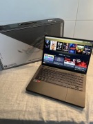 ASUS ROG Zephyrus G14 GA402RK Ryzen 9 690HS 32GB 512GB RX 6800S 8GB