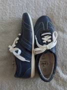 Niebieskie skórzane eleganckie wiązane buty oksfordki Caprice 36