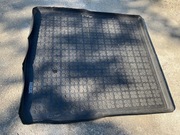 Mata bagażnika VW PASSAT B7 KOMBI używana w dobrym stanie REZAW-PLAST