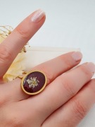 Pierścionek regulowany złoty stal chirurgiczna kwiaty żywica vintage