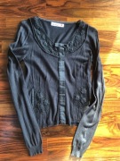 Ładny, elegancki sweterek firmy Monnari w rozm.S