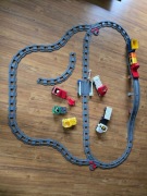 LEGO DUPLO - POCIĄG + AUTKA
